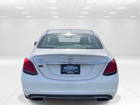 Used 2019 Mercedes-Benz C 300 Sedan image 5