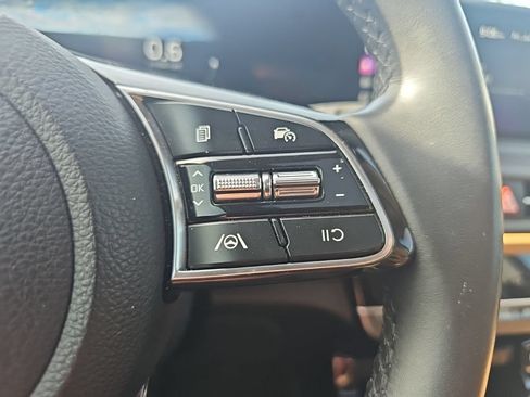 Used 2025 Kia Seltos EX w/ EX Sunroof Package AWD/4WD image 33