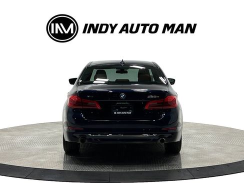 Used 2020 BMW 530e xDrive w/ Premium Package AWD/4WD image 5