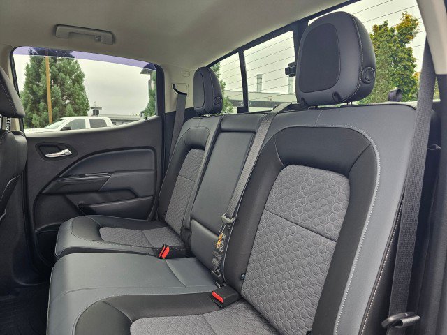 Used 2017 Chevrolet Colorado Z71 AWD/4WD image 19