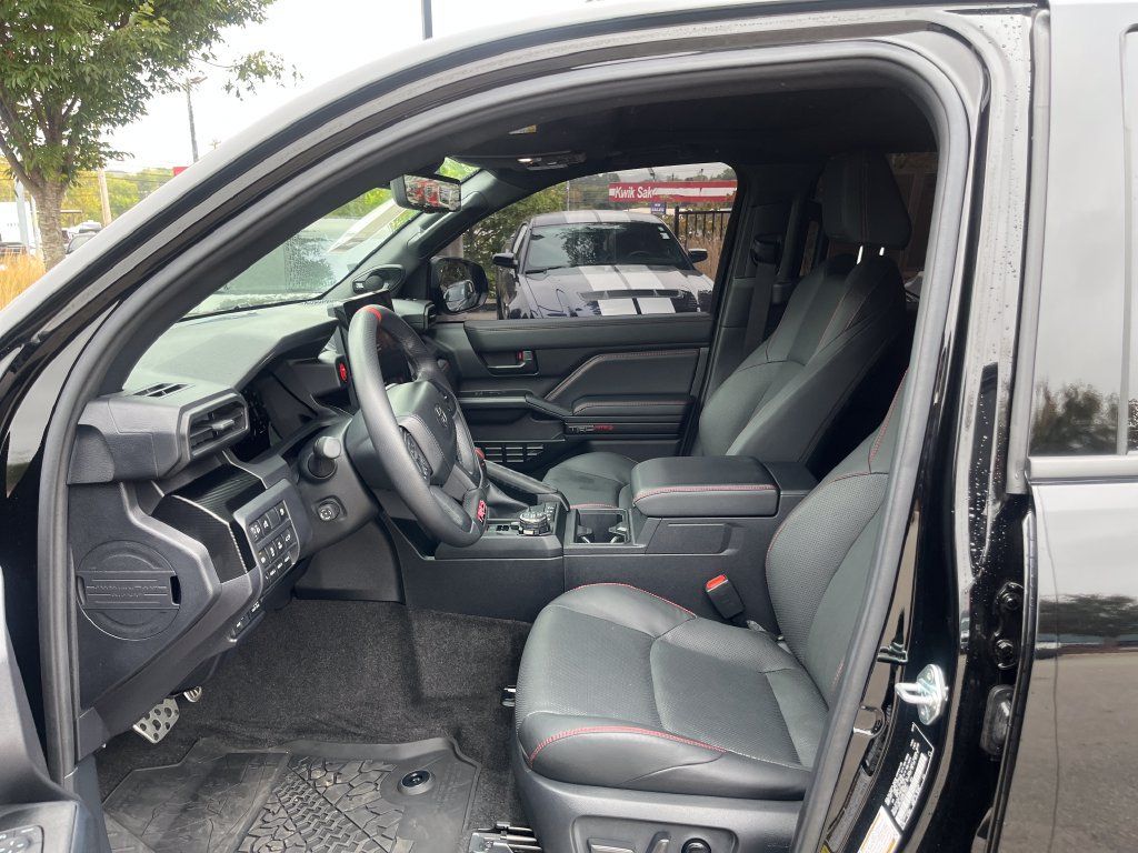Used 2025 Toyota 4Runner TRD Pro AWD/4WD image 26