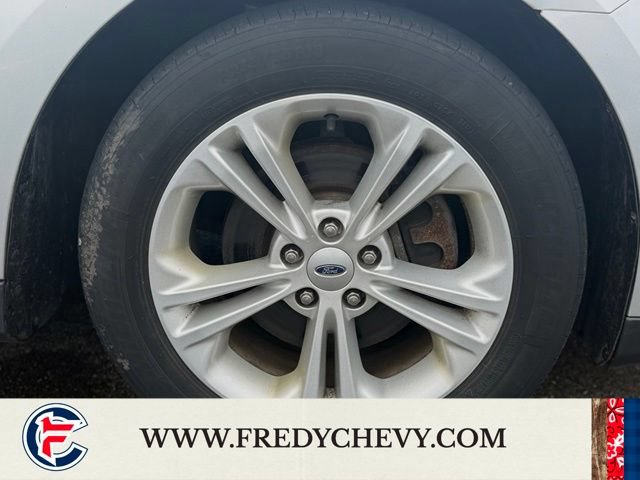 Used 2019 Ford Taurus SEL FWD image 37