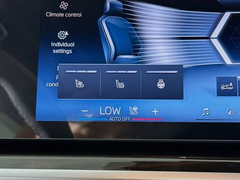 New 2026 BMW X5 sDrive40i w/ Climate Comfort Package image 21