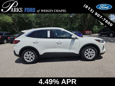 Used 2023 Ford Escape Active w/ Tech Pack #2 FWD image 4