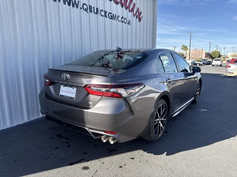 Used 2023 Toyota Camry SE image 31