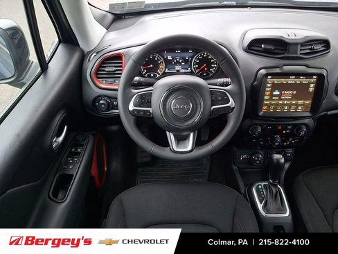 Used 2023 Jeep Renegade Trailhawk AWD/4WD image 14