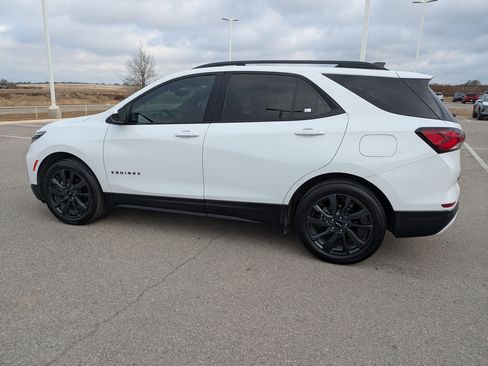 Used 2023 Chevrolet Equinox RS w/ LPO, Cargo Package image 6