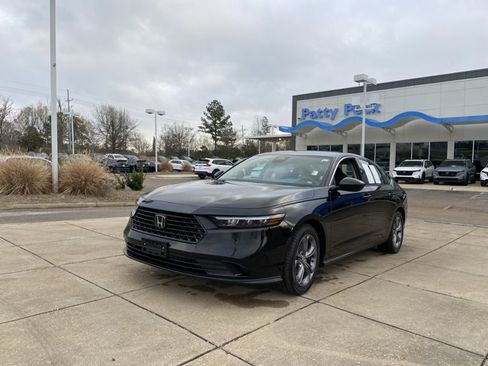 Used 2024 Honda Accord EX image 4