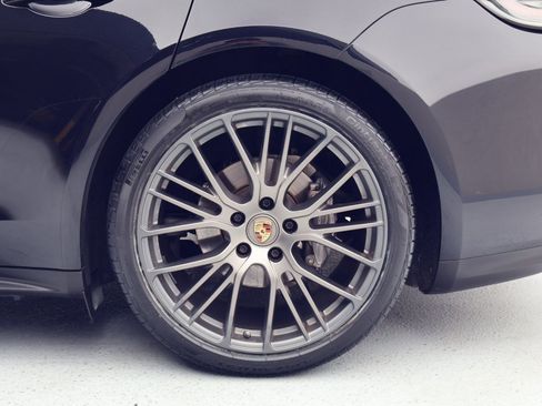 Certified 2023 Porsche Panamera 4 AWD/4WD image 27