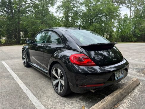 Used 2014 Volkswagen Beetle R-Line image 9
