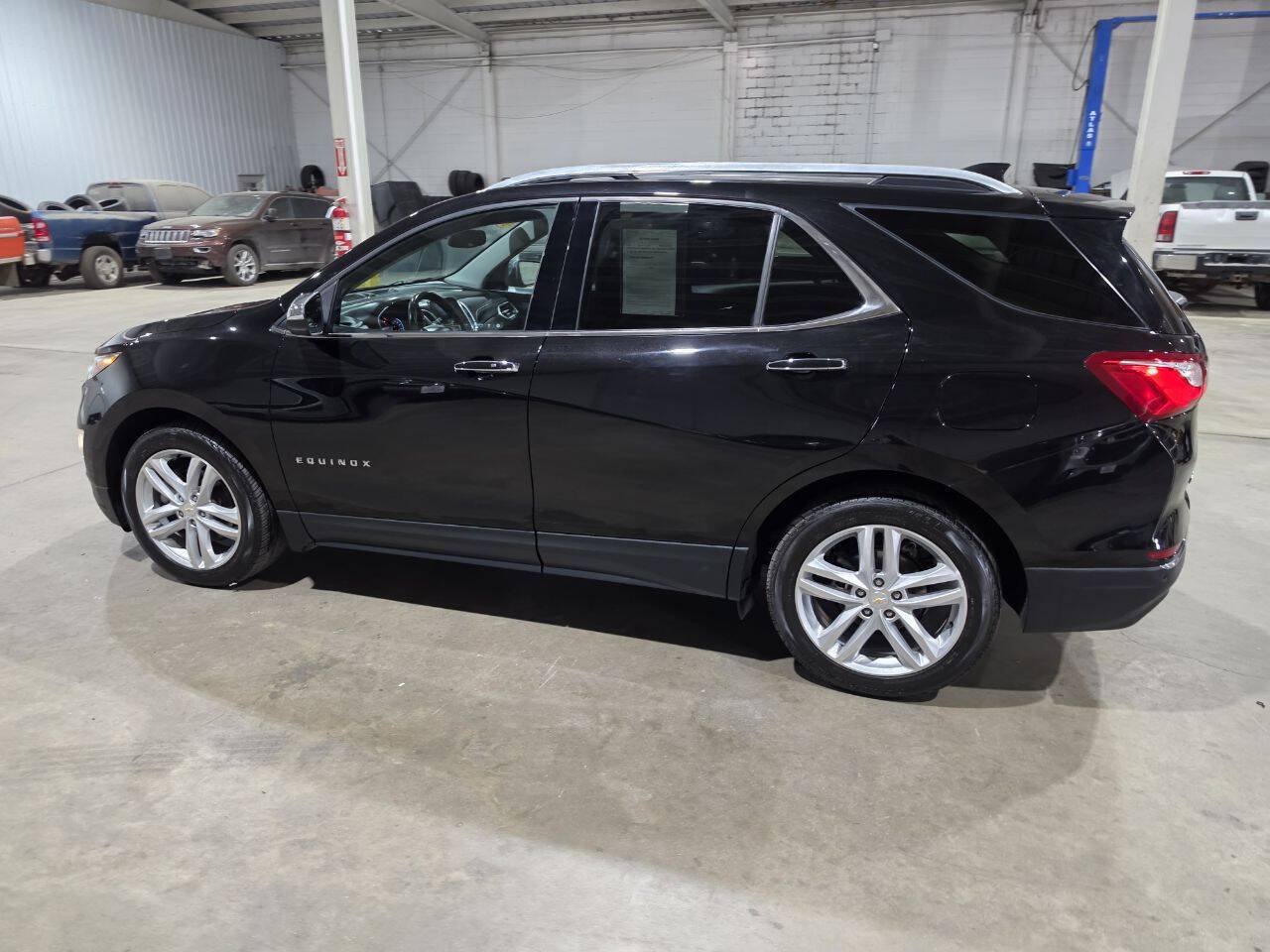 Used 2020 Chevrolet Equinox Premier AWD/4WD image 6