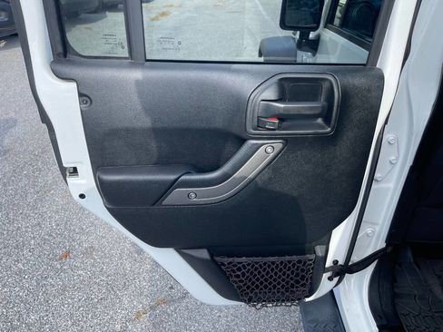 Used 2017 Jeep Wrangler Unlimited Sport w/ Quick Order Package 24S image 26