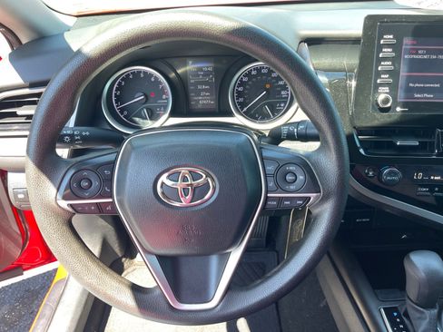 Used 2024 Toyota Camry LE FWD image 7