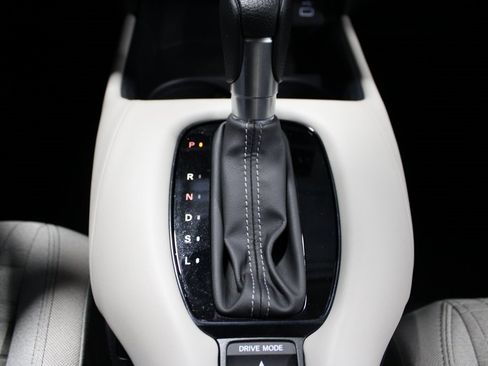 Used 2025 Honda HR-V LX image 28