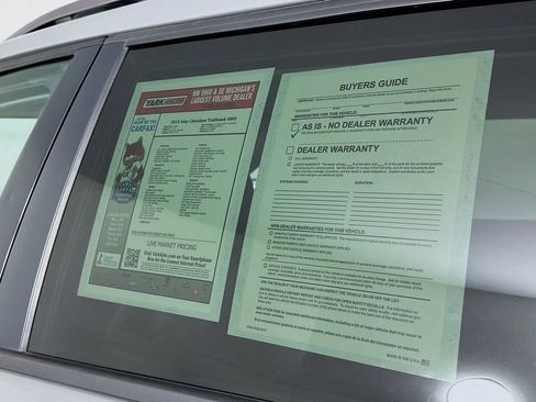 Used 2019 Jeep Cherokee Trailhawk w/ Cold Weather Group image 14