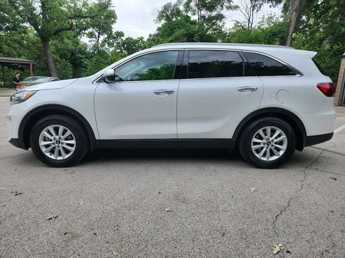 Used 2020 Kia Sorento LX w/ LX I4 Convenience Package FWD image 3