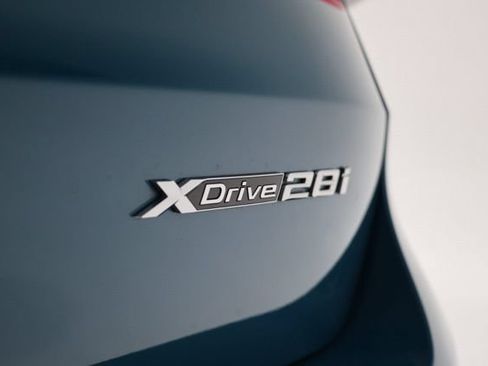 Used 2023 BMW X1 xDrive28i w/ Premium Package AWD/4WD image 11