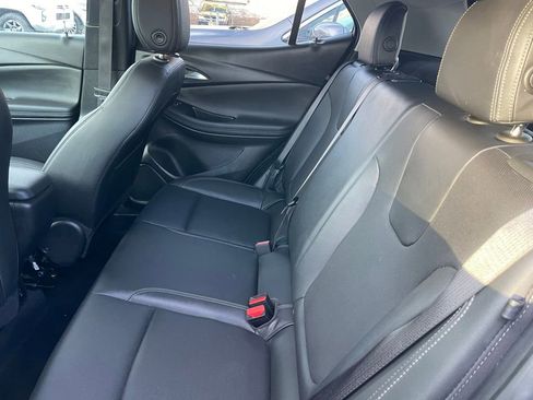 Used 2024 Buick Encore GX Sport Touring image 7