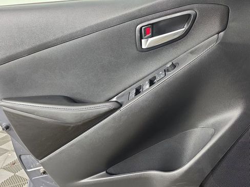 Used 2017 Toyota Yaris iA image 33