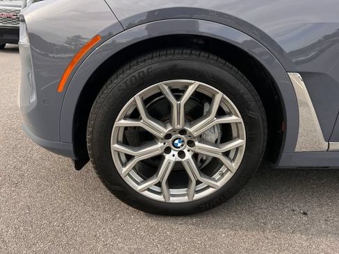 Used 2023 BMW X7 xDrive40i w/ Executive Package AWD/4WD image 49