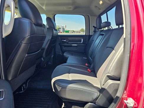 Used 2017 RAM 1500 Laramie w/ Convenience Group AWD/4WD image 17