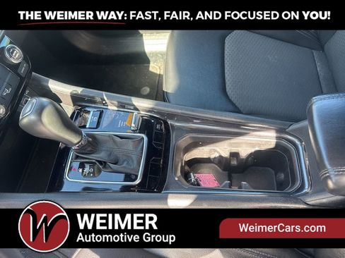 Used 2024 Jeep Compass Latitude AWD/4WD image 10