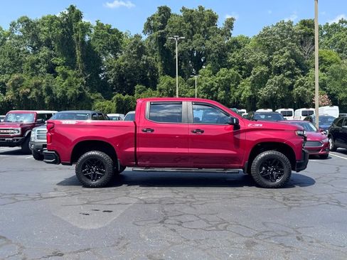 Used 2019 Chevrolet Silverado 1500 LT Trail Boss AWD/4WD image 4