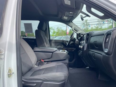 Used 2022 GMC Sierra 2500 SLE w/ SLE Convenience Package AWD/4WD image 16