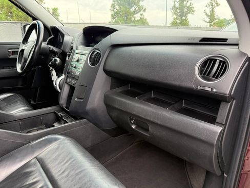 Used 2011 Honda Pilot EX-L image 19