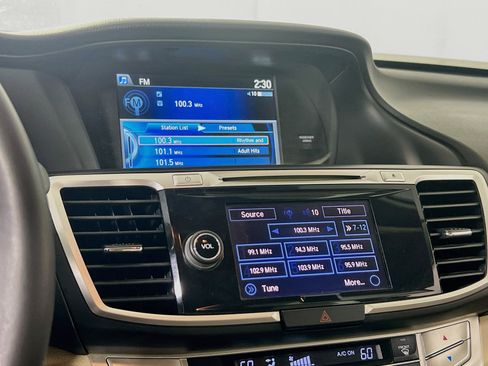 Used 2015 Honda Accord EX-L image 15