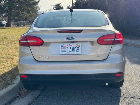 Used 2017 Ford Focus SE image 6