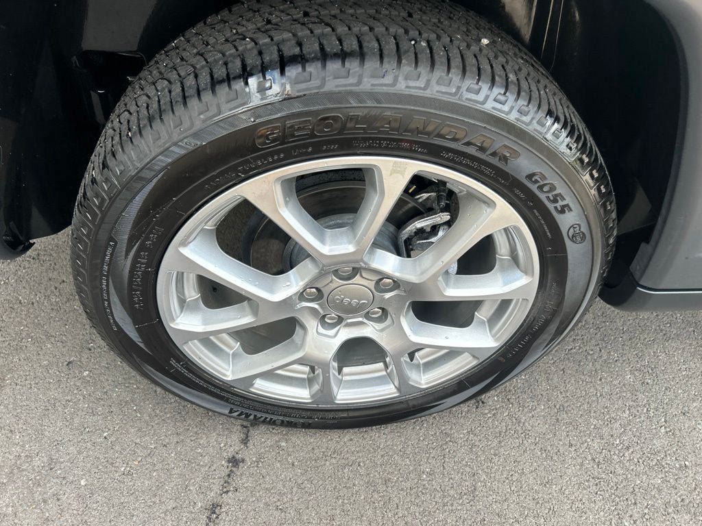 Used 2022 Jeep Compass Latitude AWD/4WD image 33