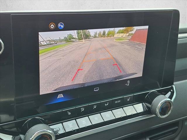 Used 2026 Chevrolet Colorado Trail Boss AWD/4WD image 13