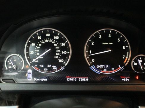 Used 2013 BMW 640i Coupe image 17