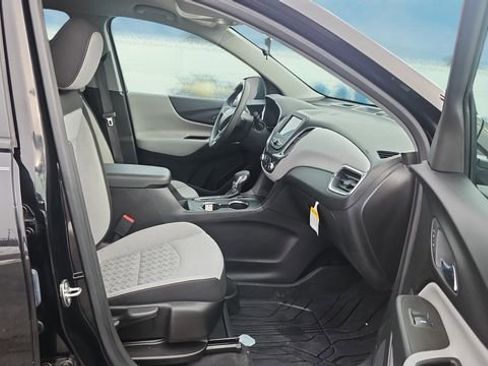 Used 2023 Chevrolet Equinox LS w/ LS Convenience Package image 13