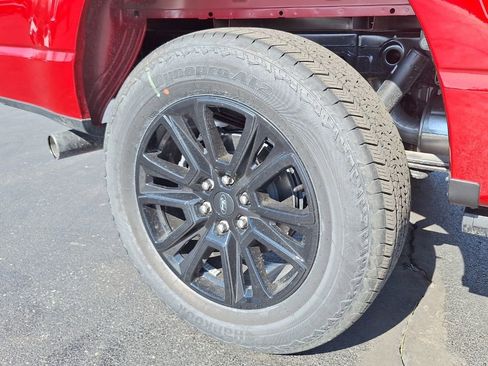 New 2025 Ford F150 Platinum w/ FX4 Off-Road Package image 24