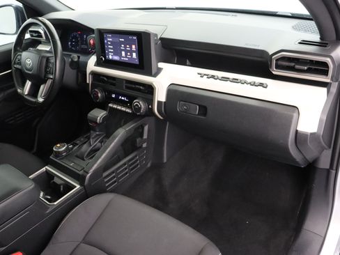 Certified 2024 Toyota Tacoma TRD Off-Road AWD/4WD image 35