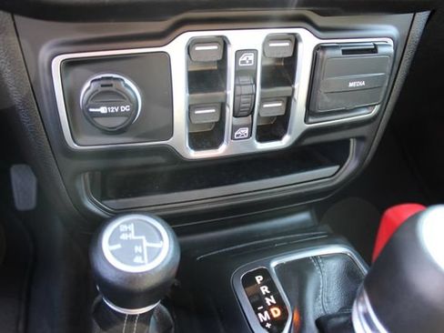 Used 2026 Jeep Wrangler Unlimited Sport AWD/4WD image 26