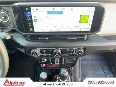 Used 2025 Jeep Wrangler Unlimited Sport AWD/4WD image 11