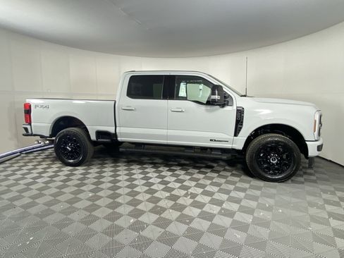New 2025 Ford F250 Lariat w/ Lariat Ultimate Package image 6