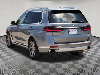 Used 2026 BMW X7 xDrive40i AWD/4WD video 3