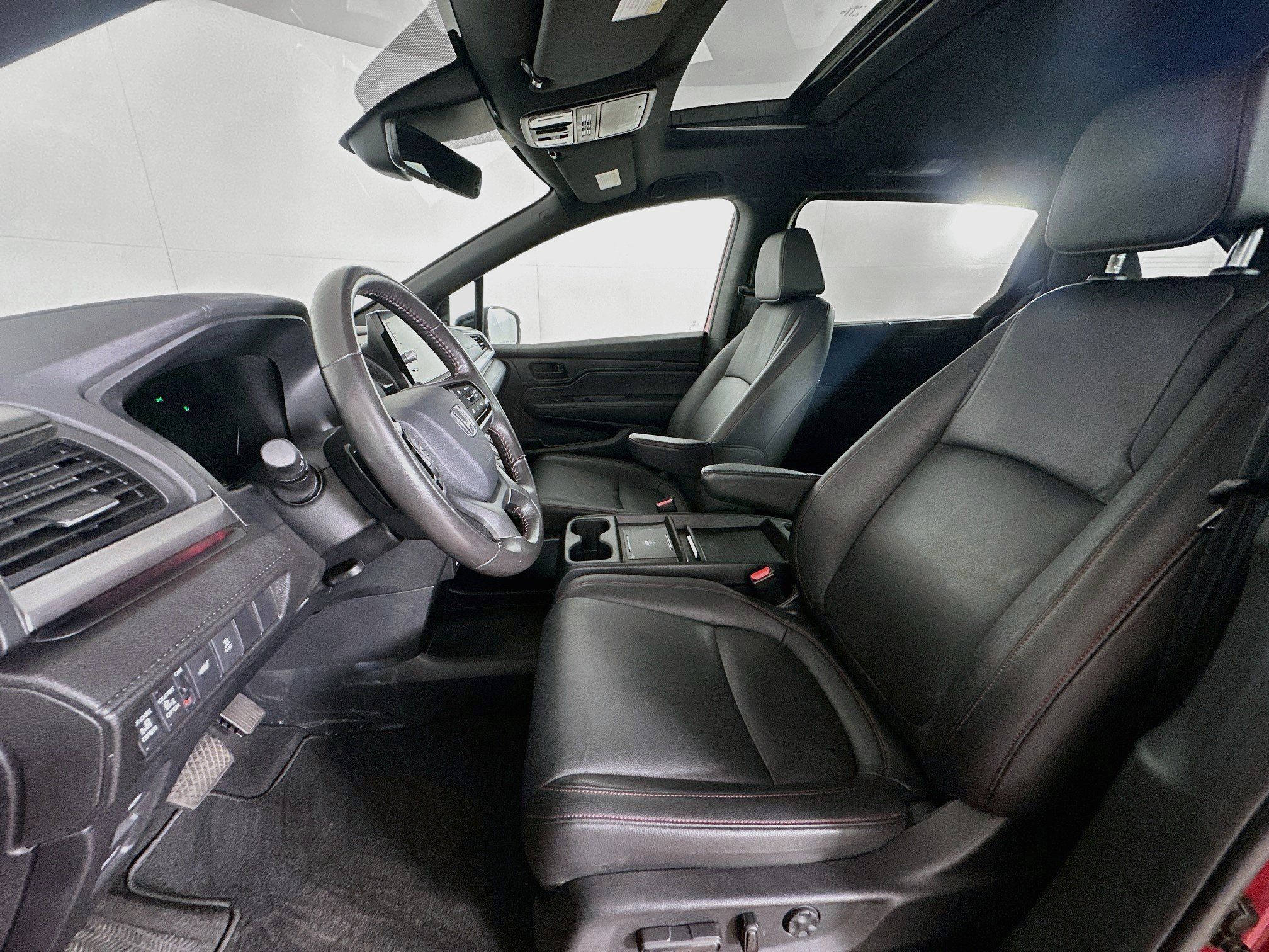 Used 2025 Honda Odyssey Sport-L image 13