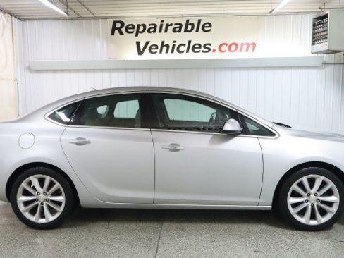 Used 2013 Buick Verano FWD image 4