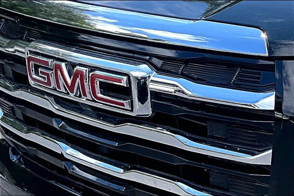 Used 2026 GMC Terrain Elevation AWD/4WD image 31