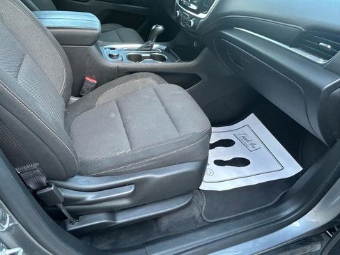 Used 2019 Chevrolet Traverse LS FWD image 12