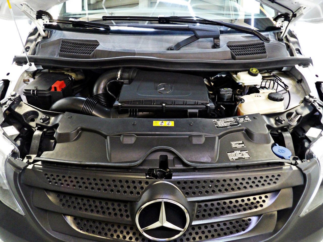 Used 2019 Mercedes-Benz Metris image 4