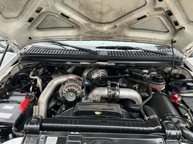 Used 2004 Ford F350 XL AWD/4WD image 4