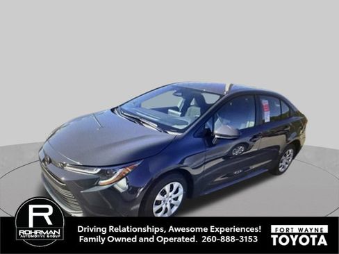 Used 2024 Toyota Corolla LE FWD image 6