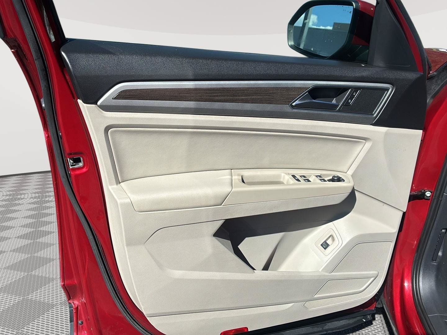 Used 2018 Volkswagen Atlas SE AWD/4WD image 23