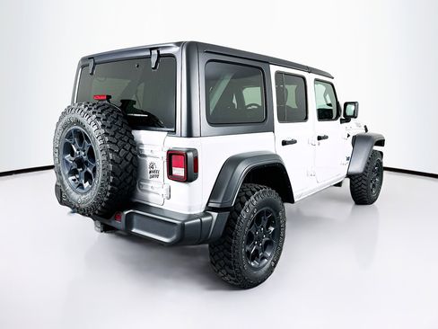 Used 2023 Jeep Wrangler Unlimited w/ Cold Weather Group image 9